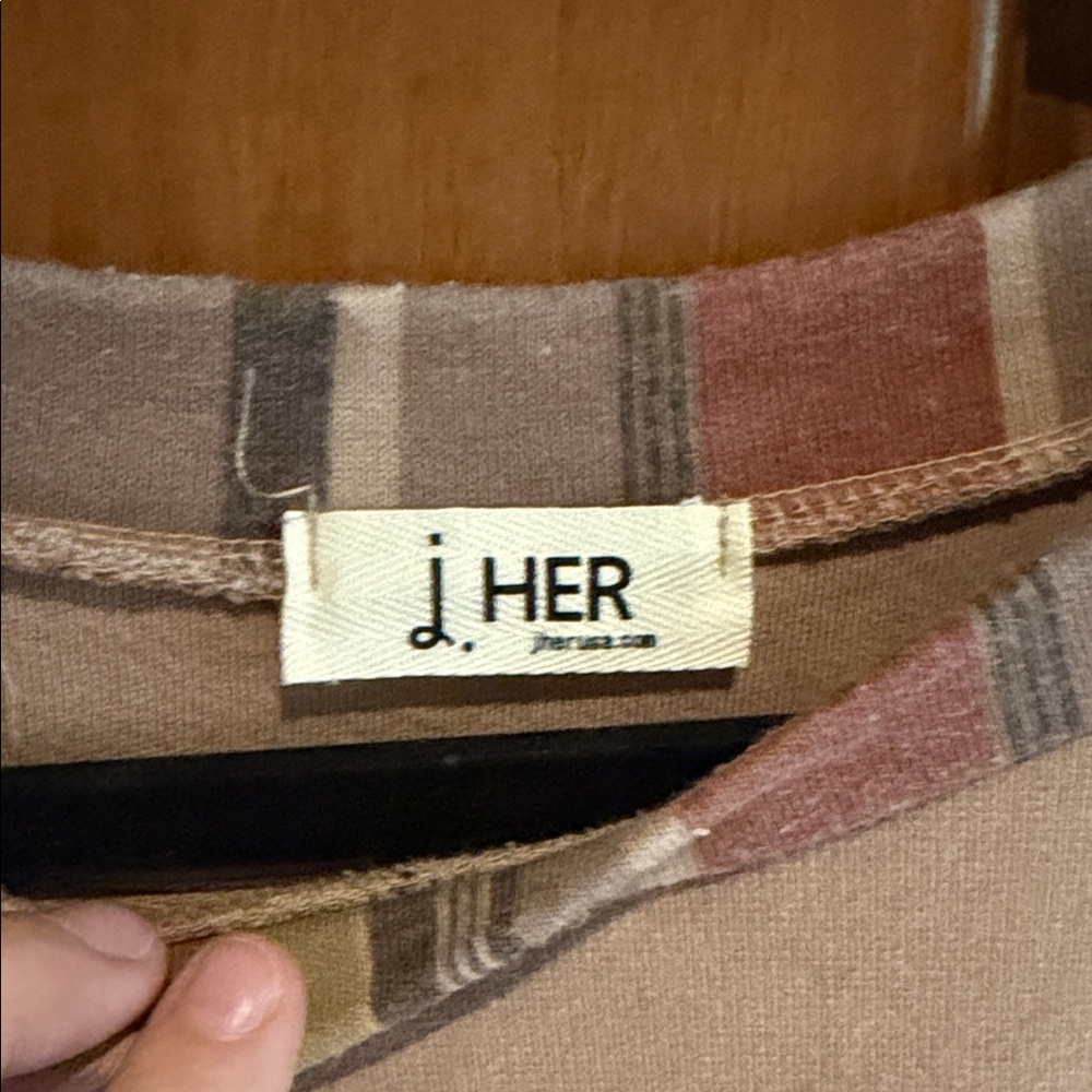 J.Her Neutral Beige Striped Patchwork Pullover Sweatshirt - Picture 2 of 6